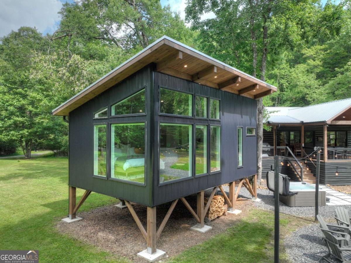 211 Rockhouse Road Cherry Log - 34