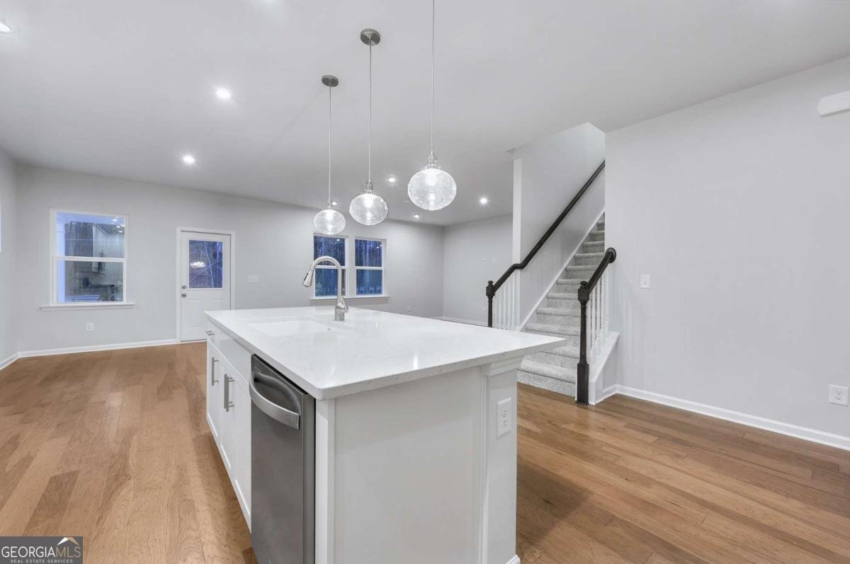 6096 Marigold Way Atlanta - 1