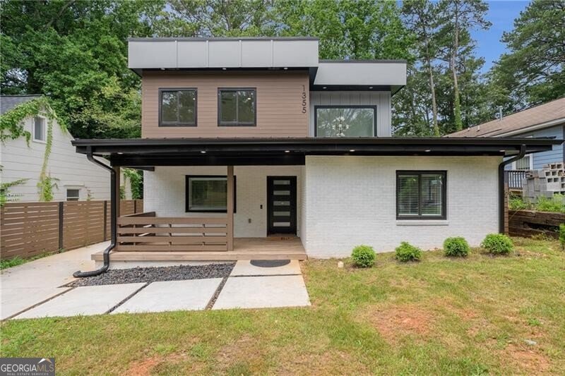 1355 Lockwood Drive Atlanta - 1