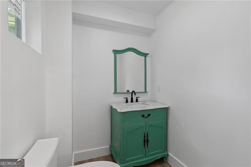 1355 Lockwood Drive Atlanta - 19