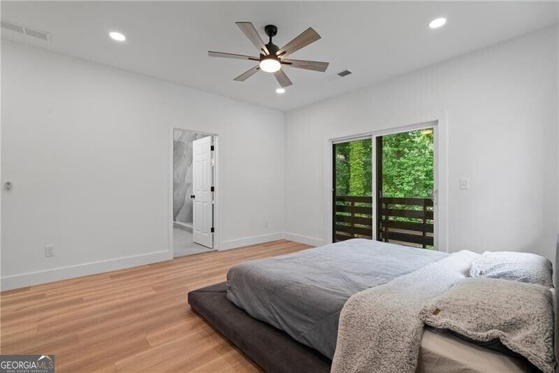 1355 Lockwood Drive Atlanta - 25