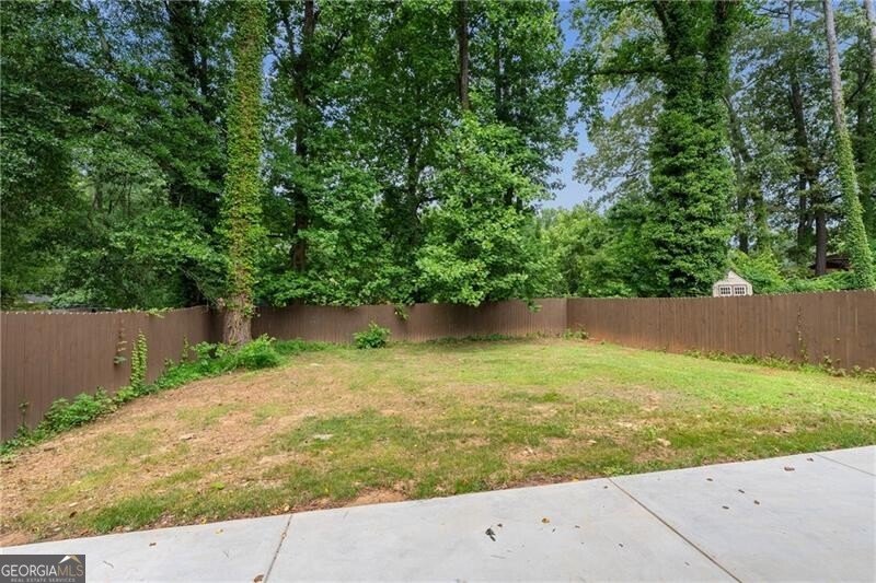 1355 Lockwood Drive Atlanta - 36