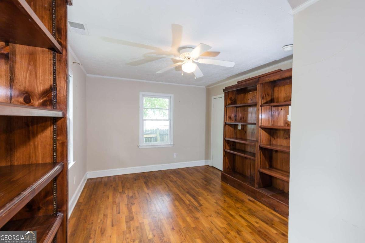 185 Arch Street Athens - 9