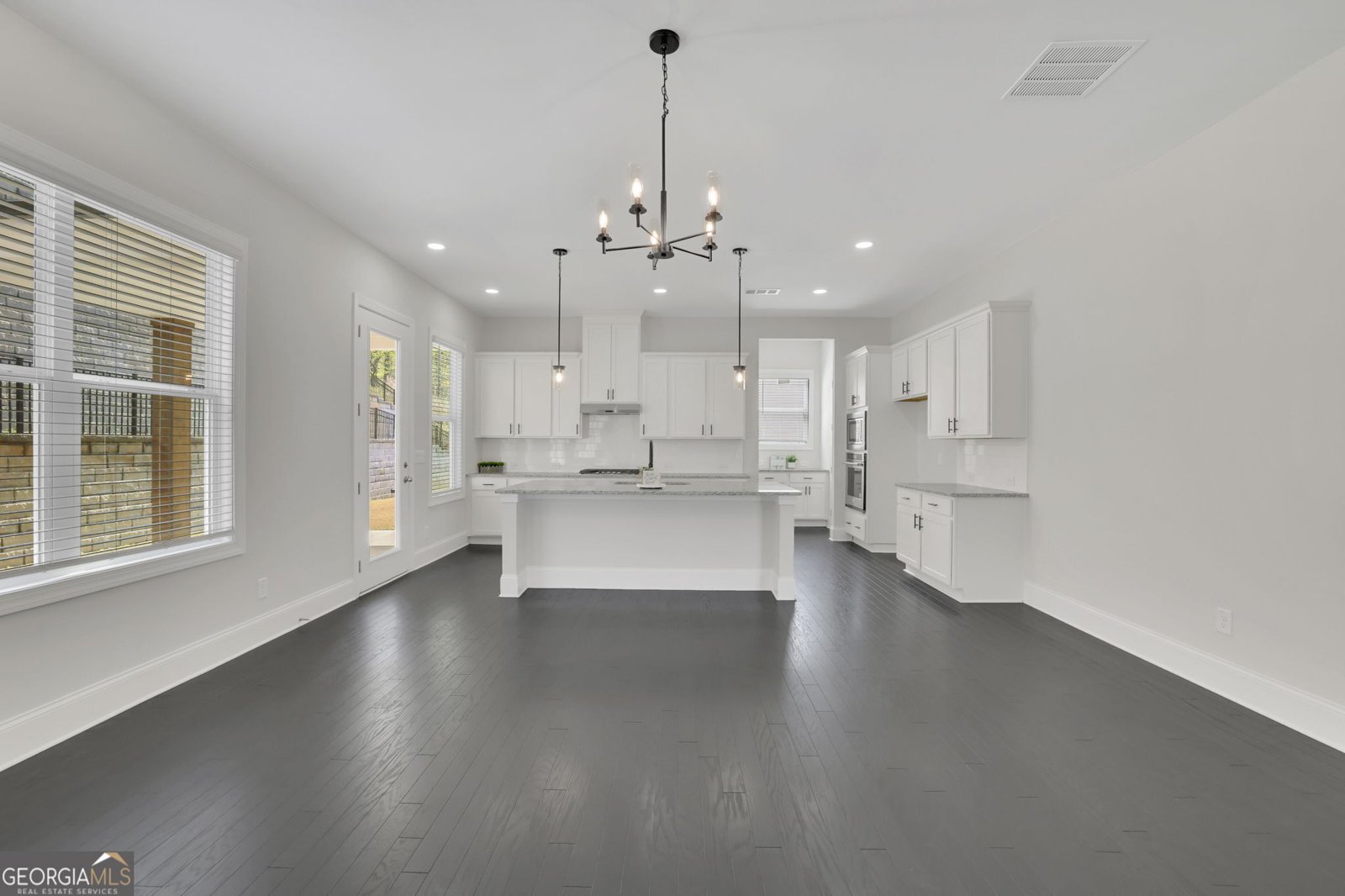 399 Tillman Pass Woodstock - 7