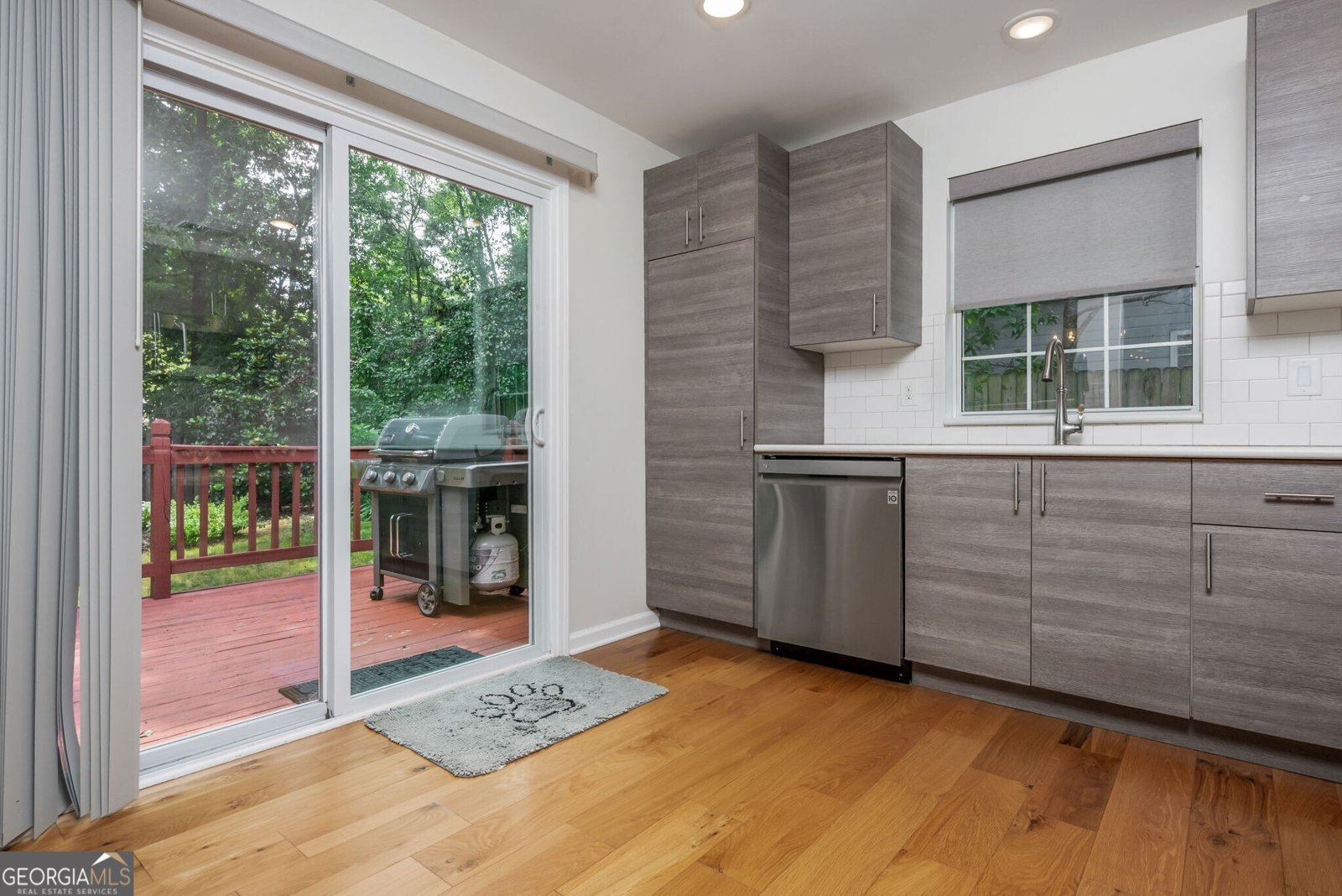 1115 Manor Way Kennesaw - 17