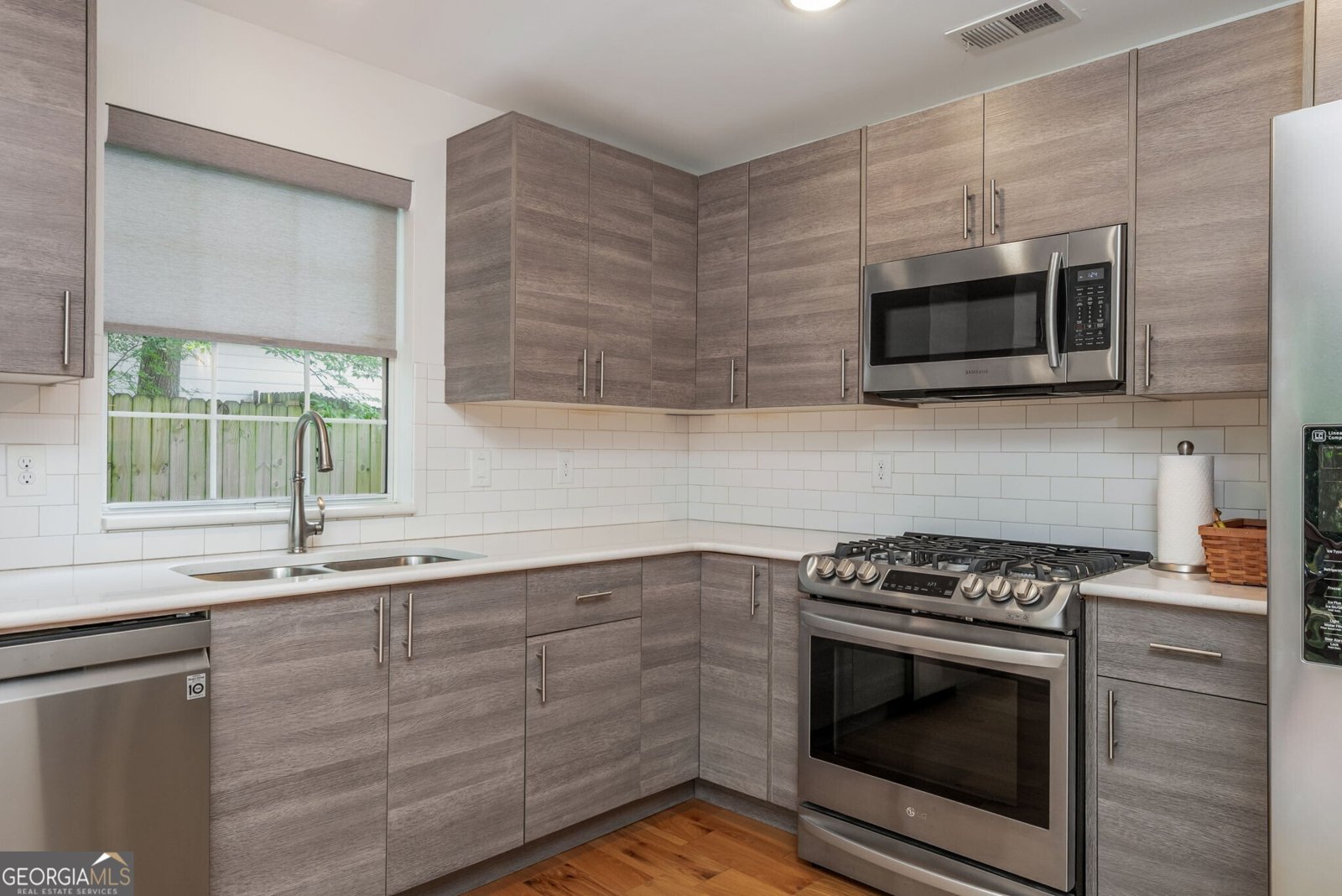 1115 Manor Way Kennesaw - 18