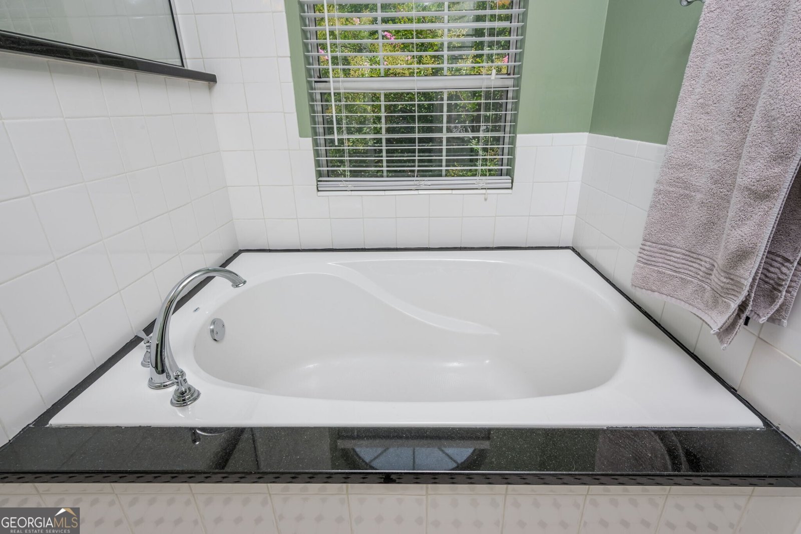 1115 Manor Way Kennesaw - 26