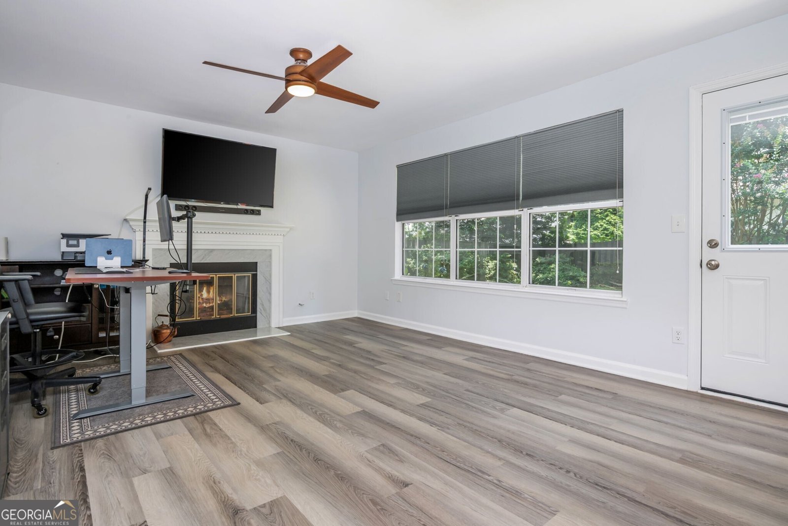 1115 Manor Way Kennesaw - 35