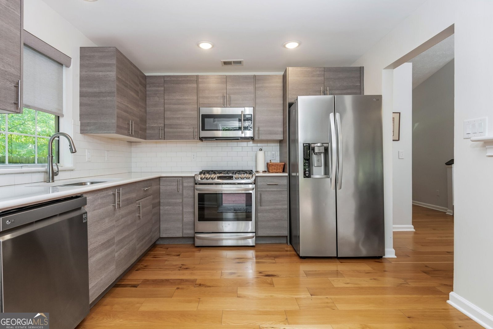 1115 Manor Way Kennesaw - 4