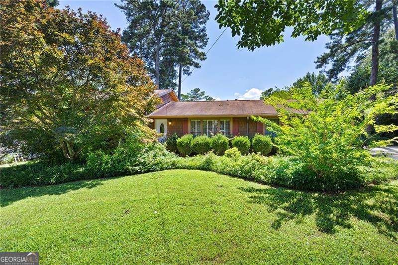 255 Jade Cove Drive Roswell - 2