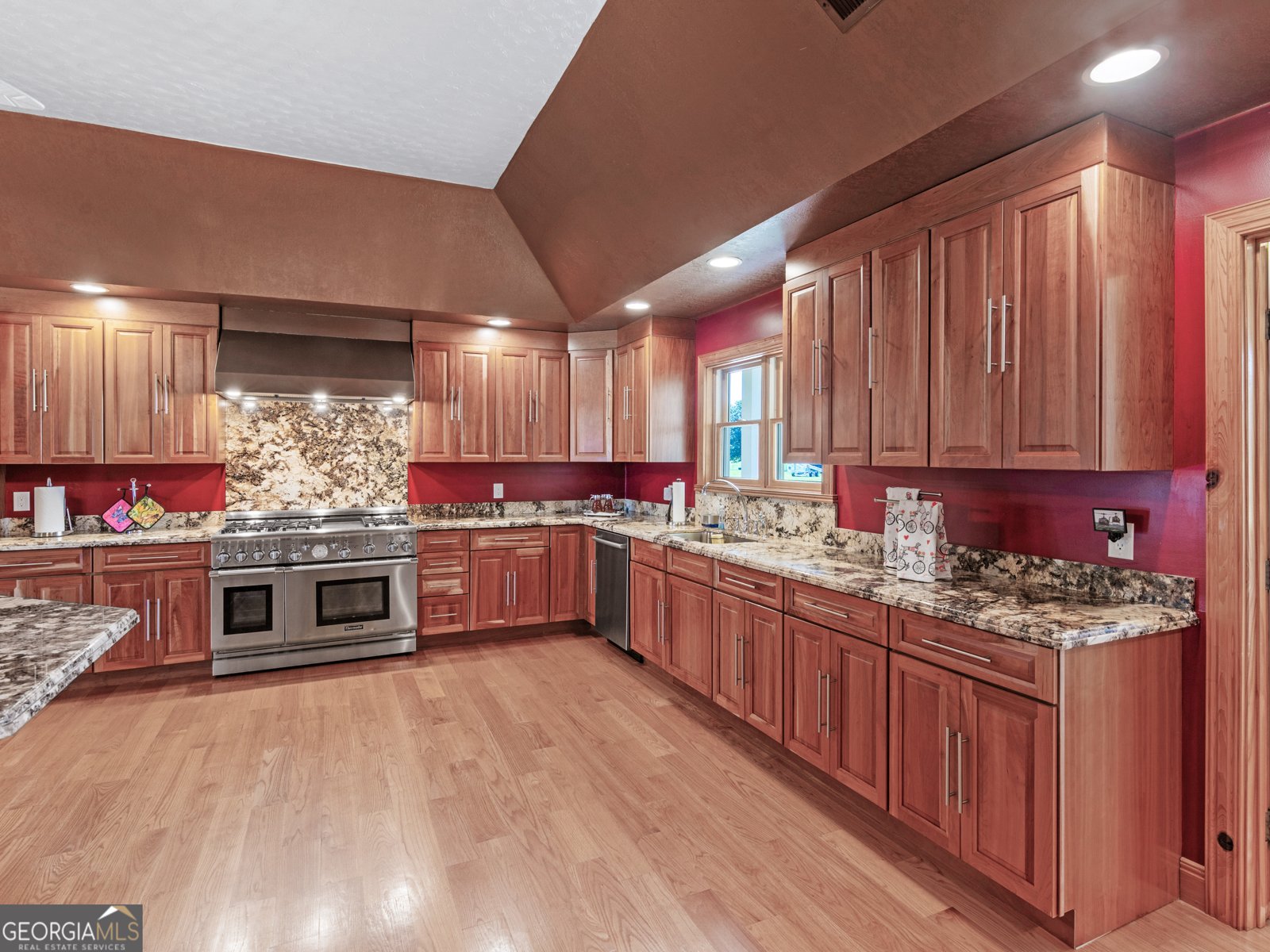 2051 Gough Road Louisville - 25