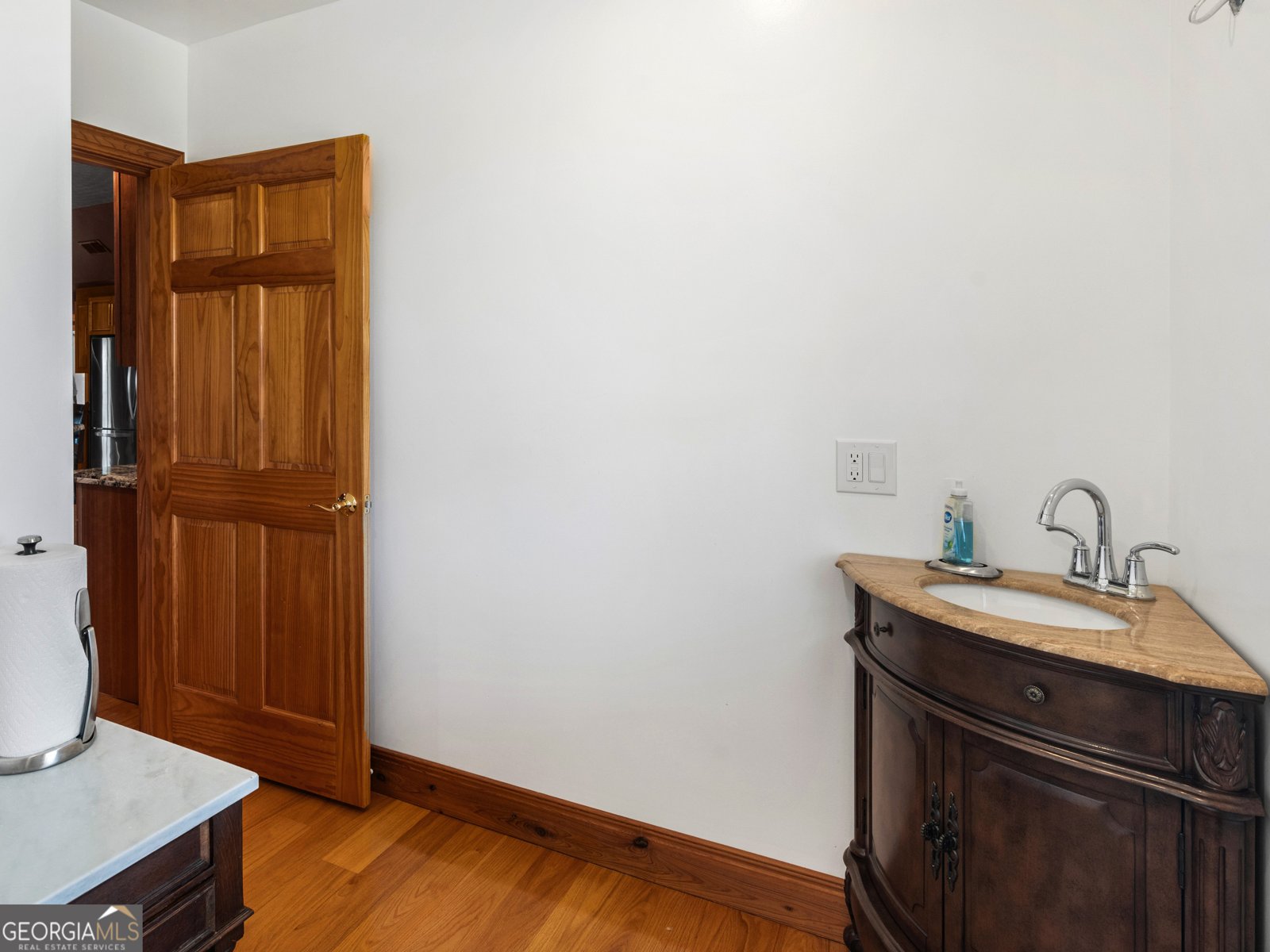 2051 Gough Road Louisville - 37