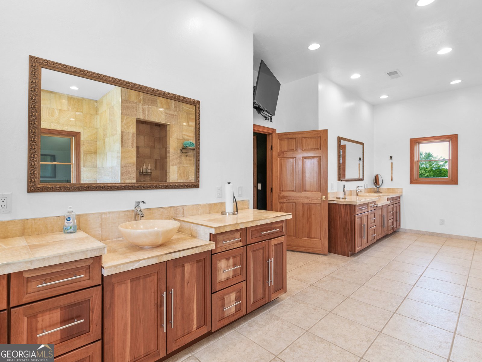 2051 Gough Road Louisville - 44