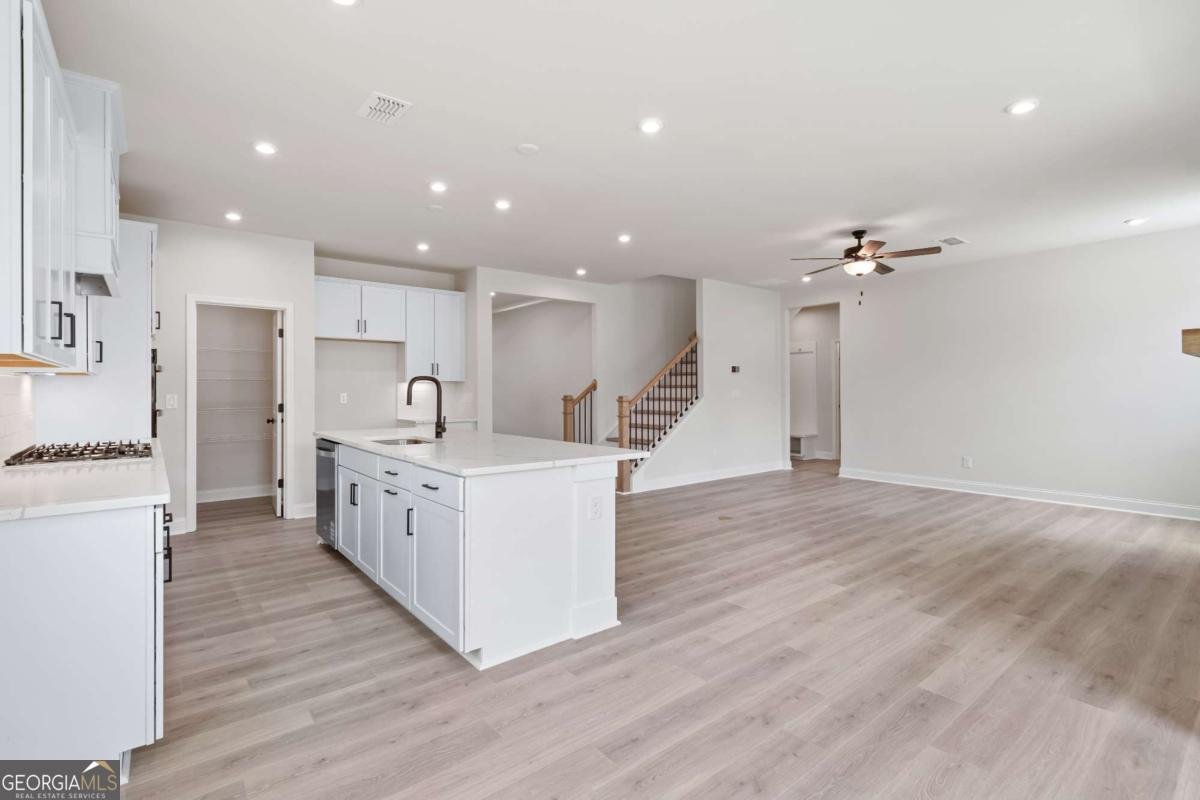 722 Crossroad Court Powder Springs - 14