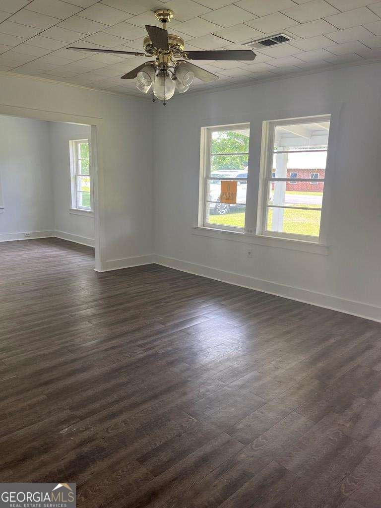 399 Lee Street Milan - 15