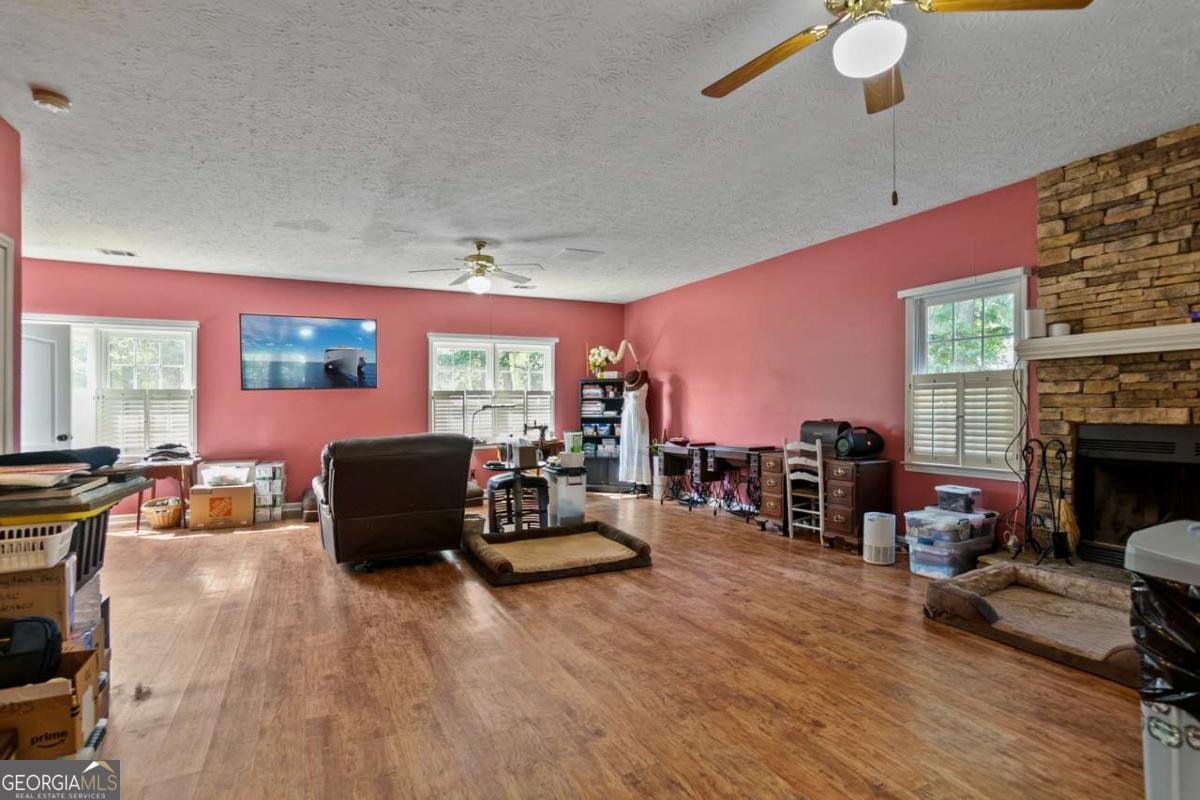 533 Coolsprings Walk Woodstock - 32