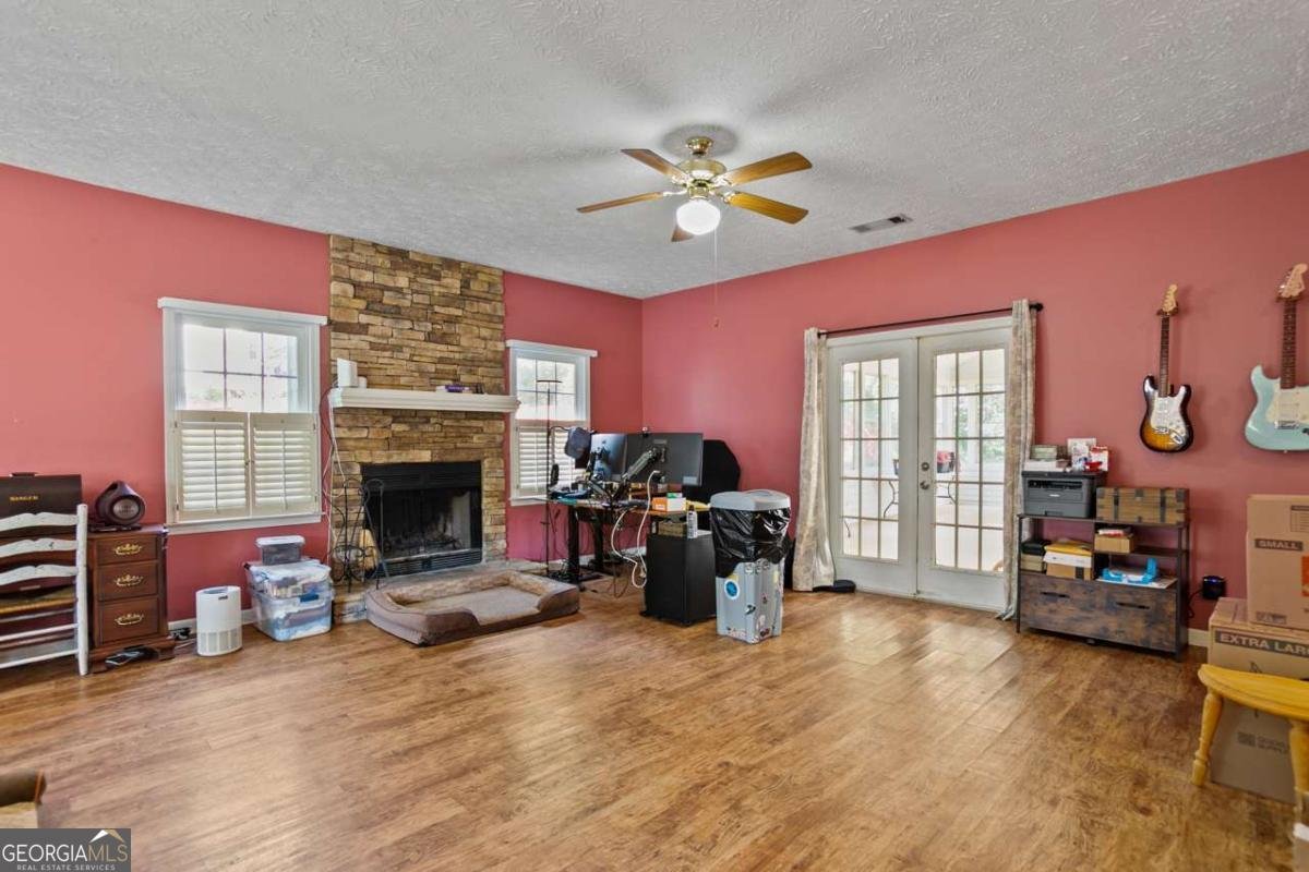 533 Coolsprings Walk Woodstock - 33