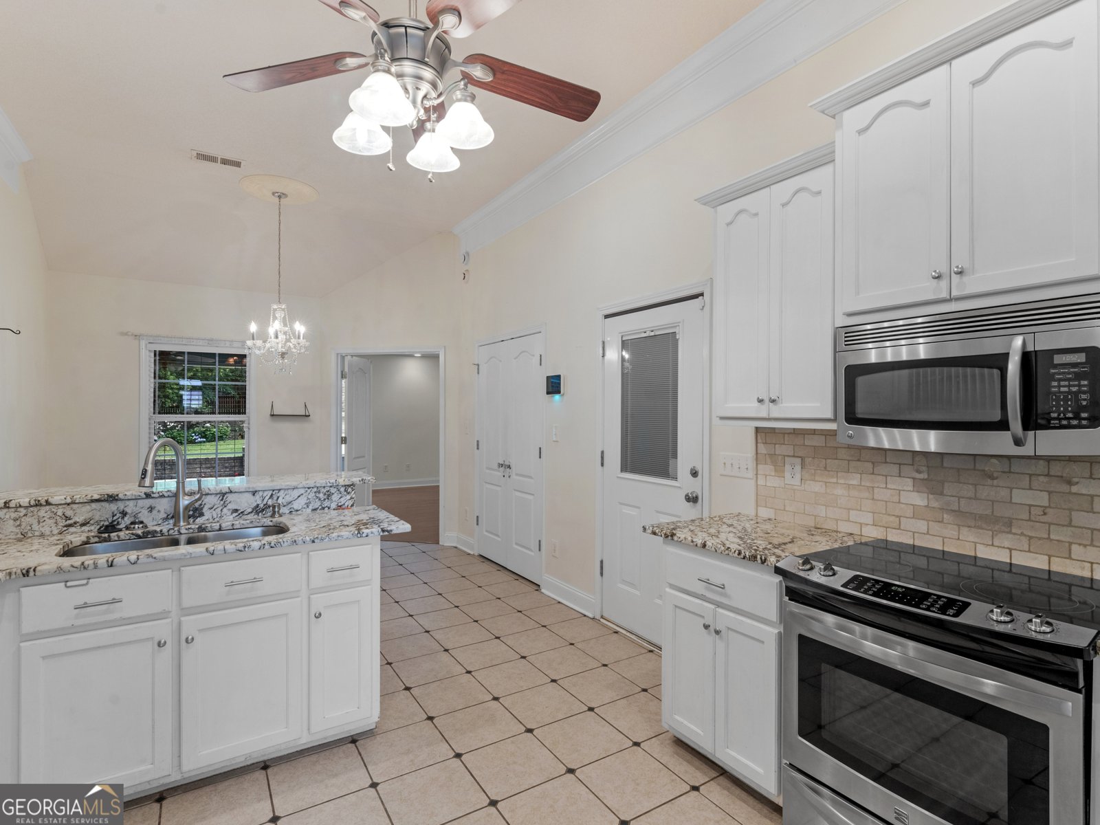 251 Hathersage Drive Kathleen - 15