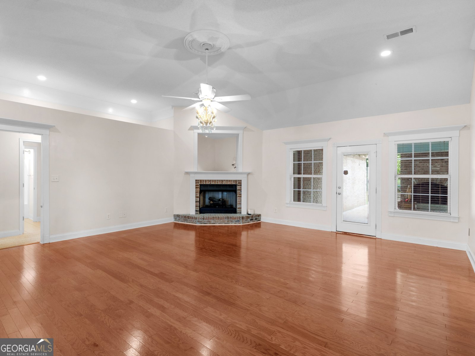 251 Hathersage Drive Kathleen - 20
