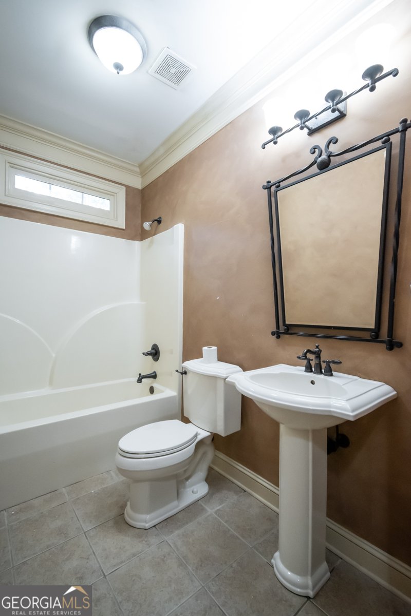 1101 Spring Valley Way Bishop - 16