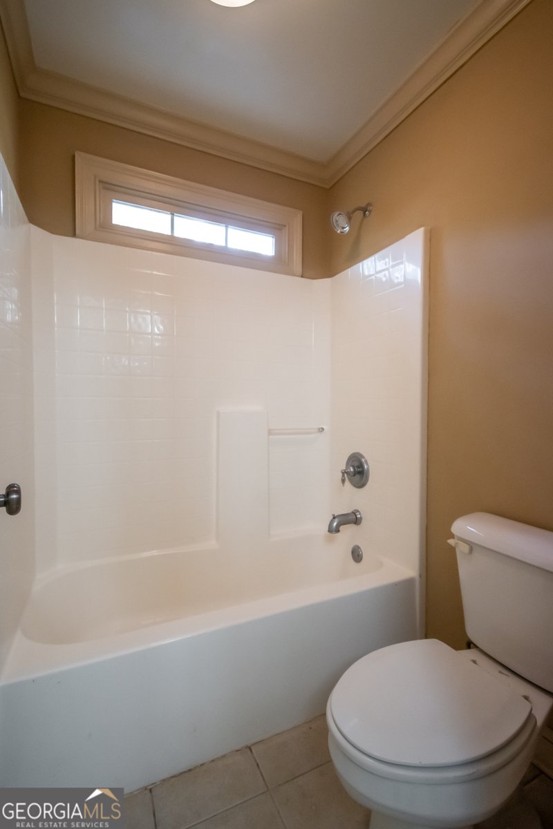 1101 Spring Valley Way Bishop - 36