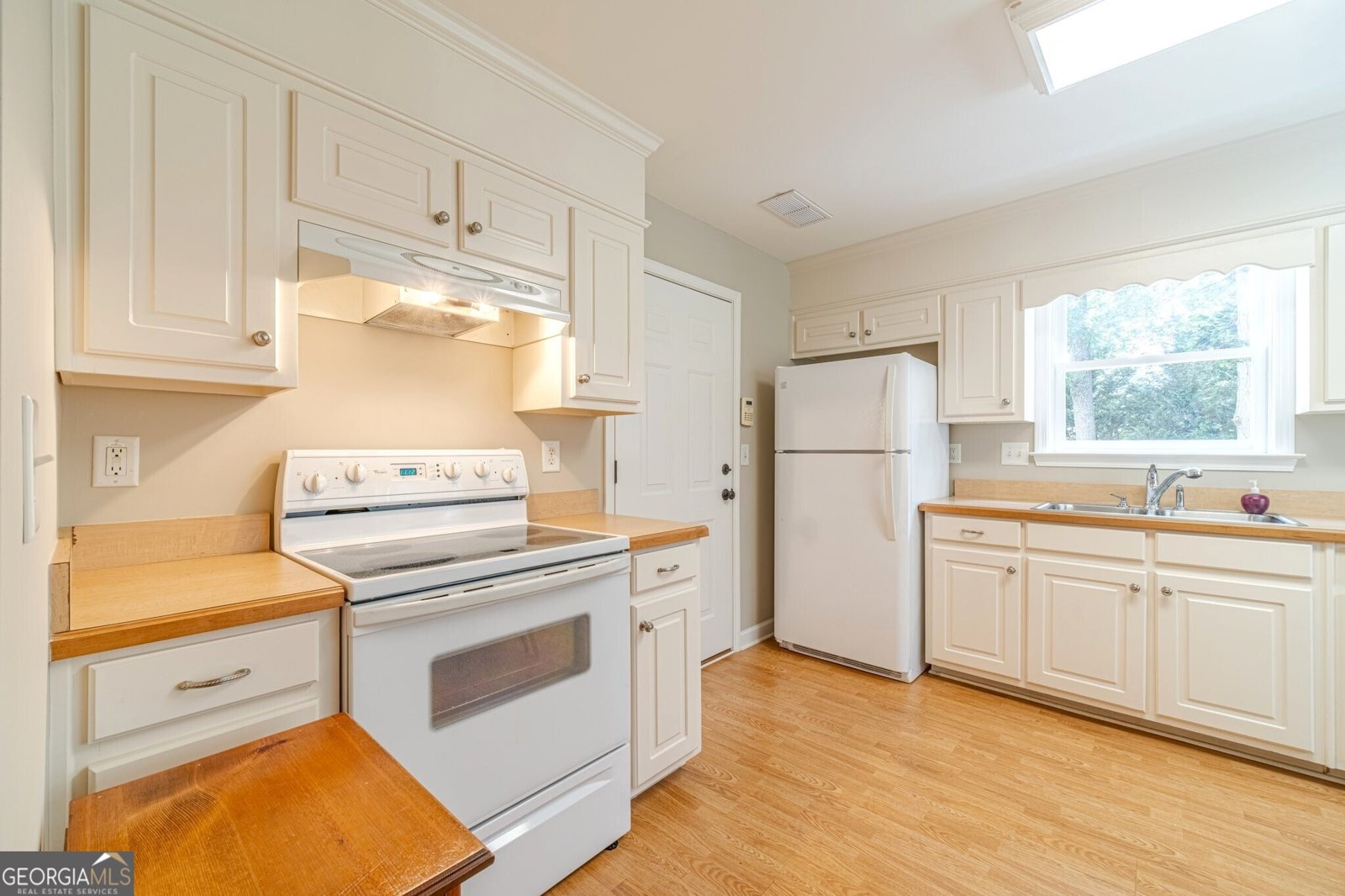 1432 Arbor Bluff Court Lawrenceville - 43