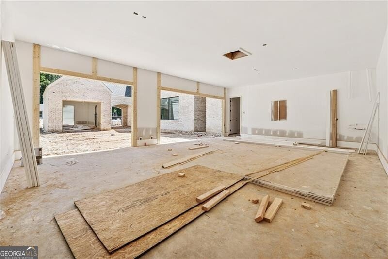 141 N Trace Alpharetta - 31