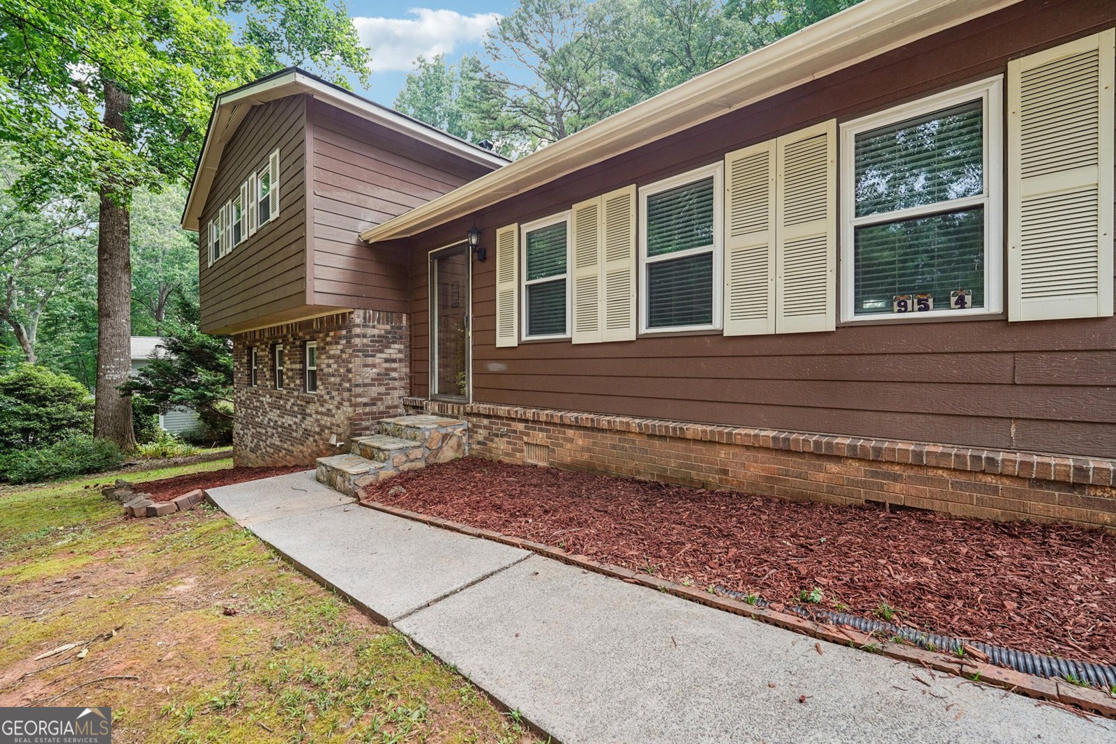 954 Camp Creek Drive Lilburn - 2