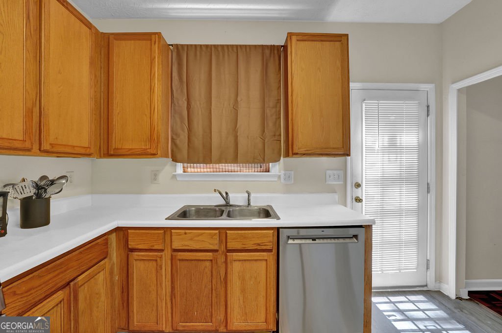 113 Oak Green Drive Lawrenceville - 10