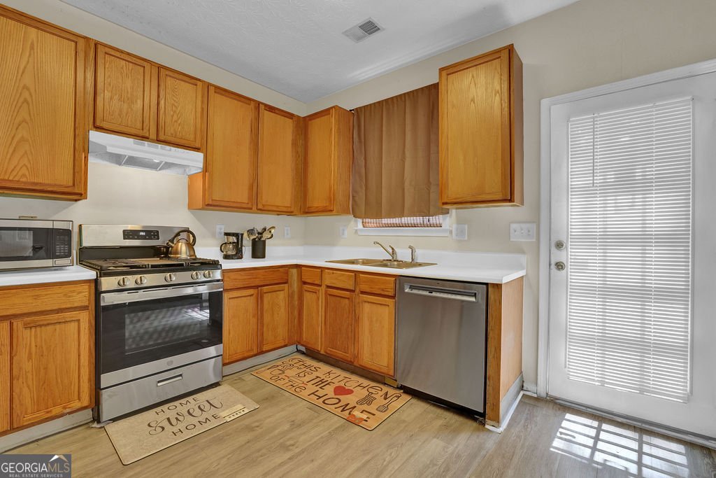 113 Oak Green Drive Lawrenceville - 11