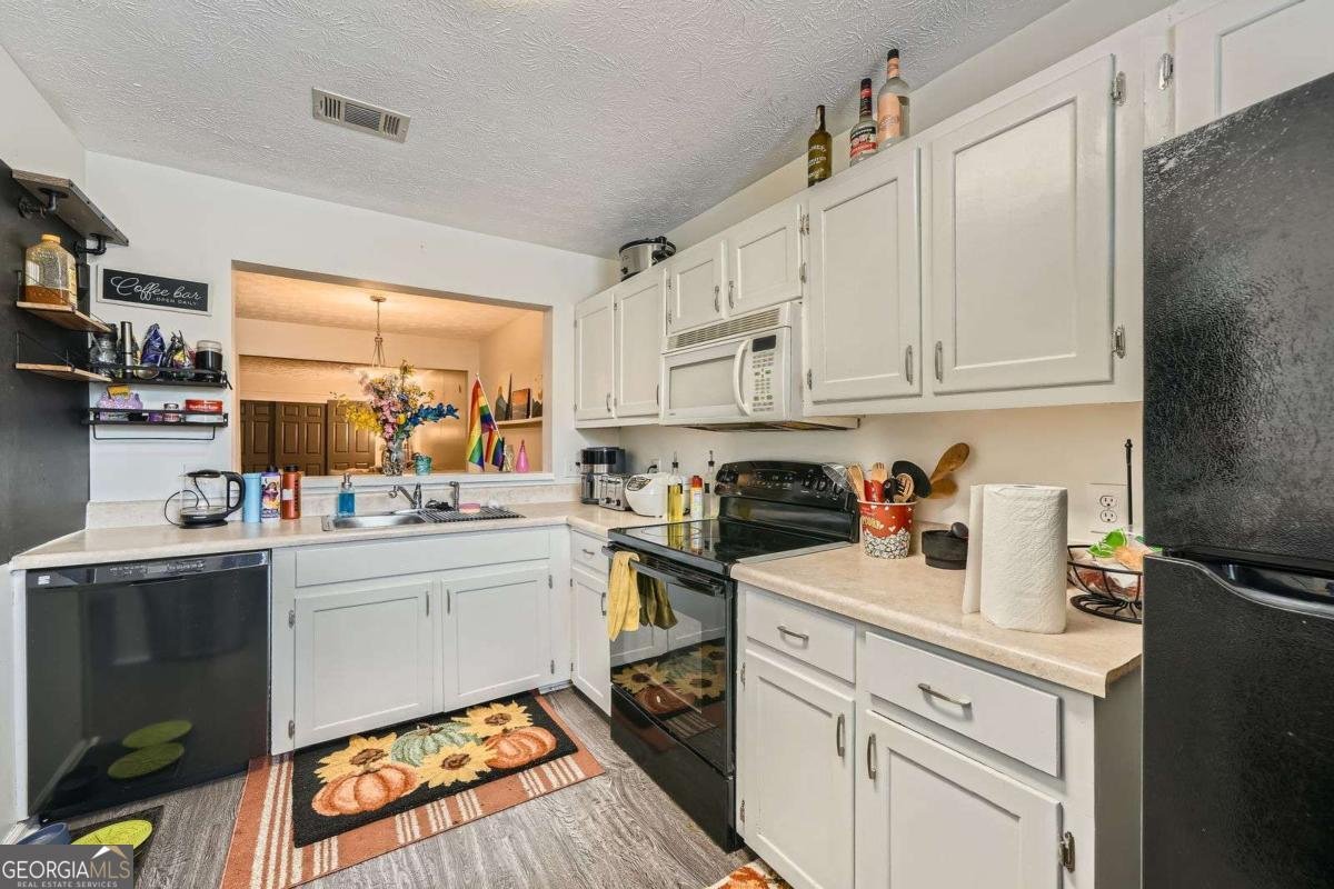 4023 Stillwater Drive Duluth - 14