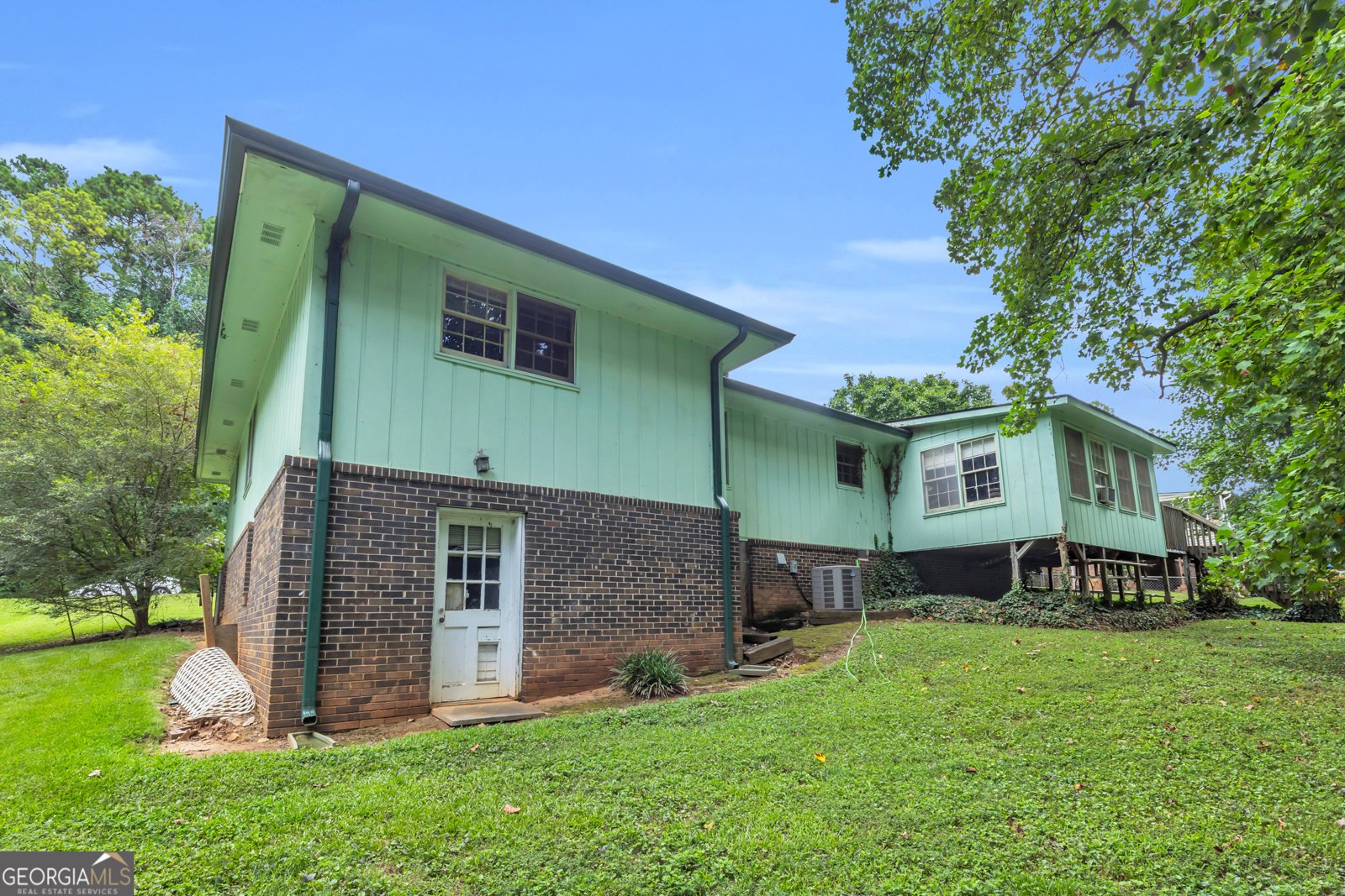 2936 Castle Drive Lawrenceville - 29