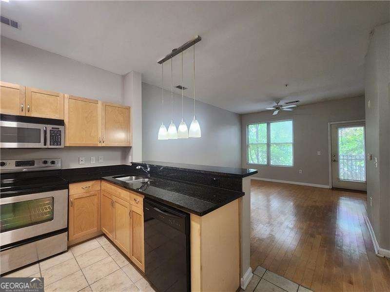 870 Mayson Turner Road Atlanta - 5
