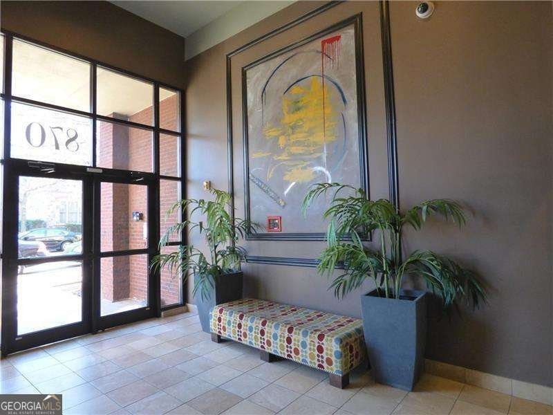 870 Mayson Turner Road Atlanta - 19