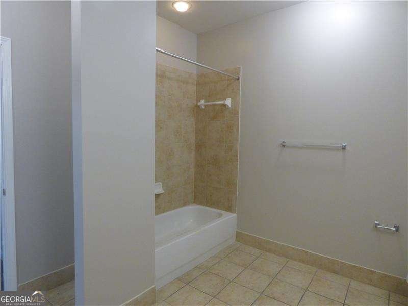 870 Mayson Turner Road Atlanta - 12