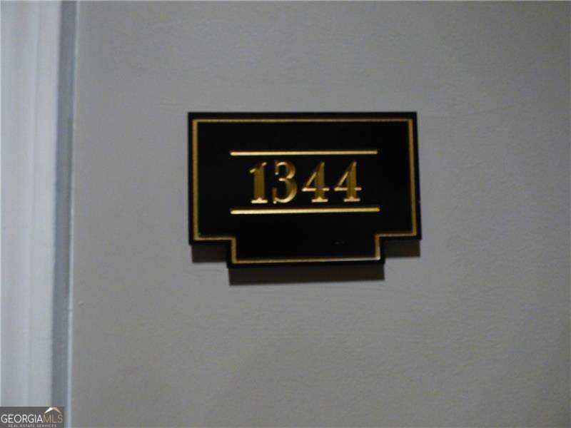 870 Mayson Turner Road Atlanta - 2