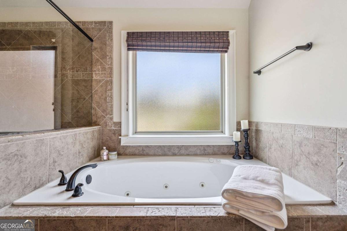 4465 Saint Andrews Crest Drive Cumming - 34