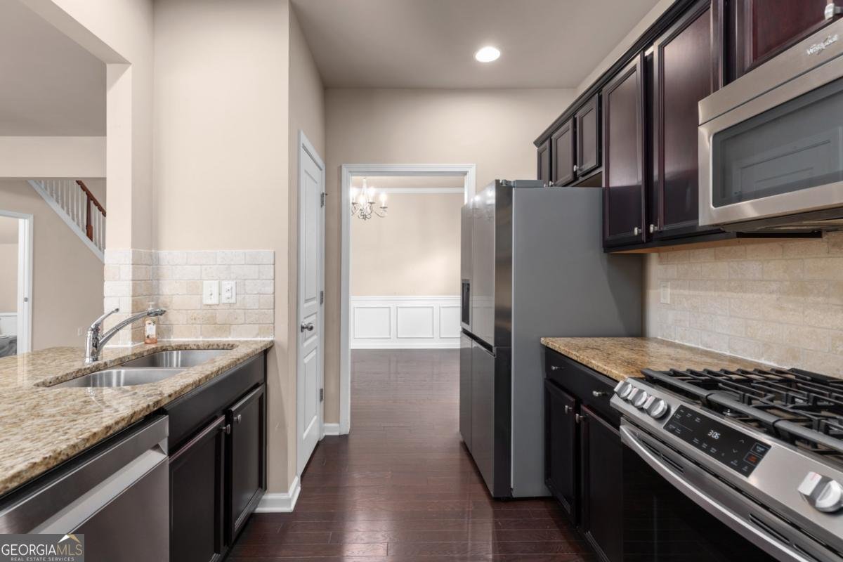 1212 Lake Point Way Suwanee - 20