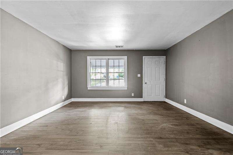 2436 Clarissa Drive Atlanta - 6