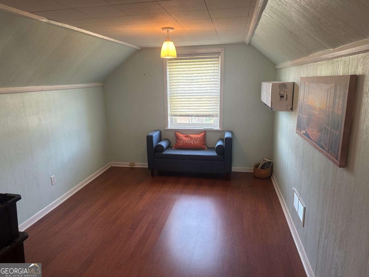 900 Mosley Street Vidalia - 28
