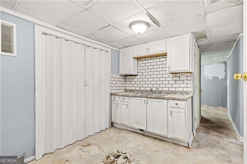3530 Fairlane Drive Atlanta - 23
