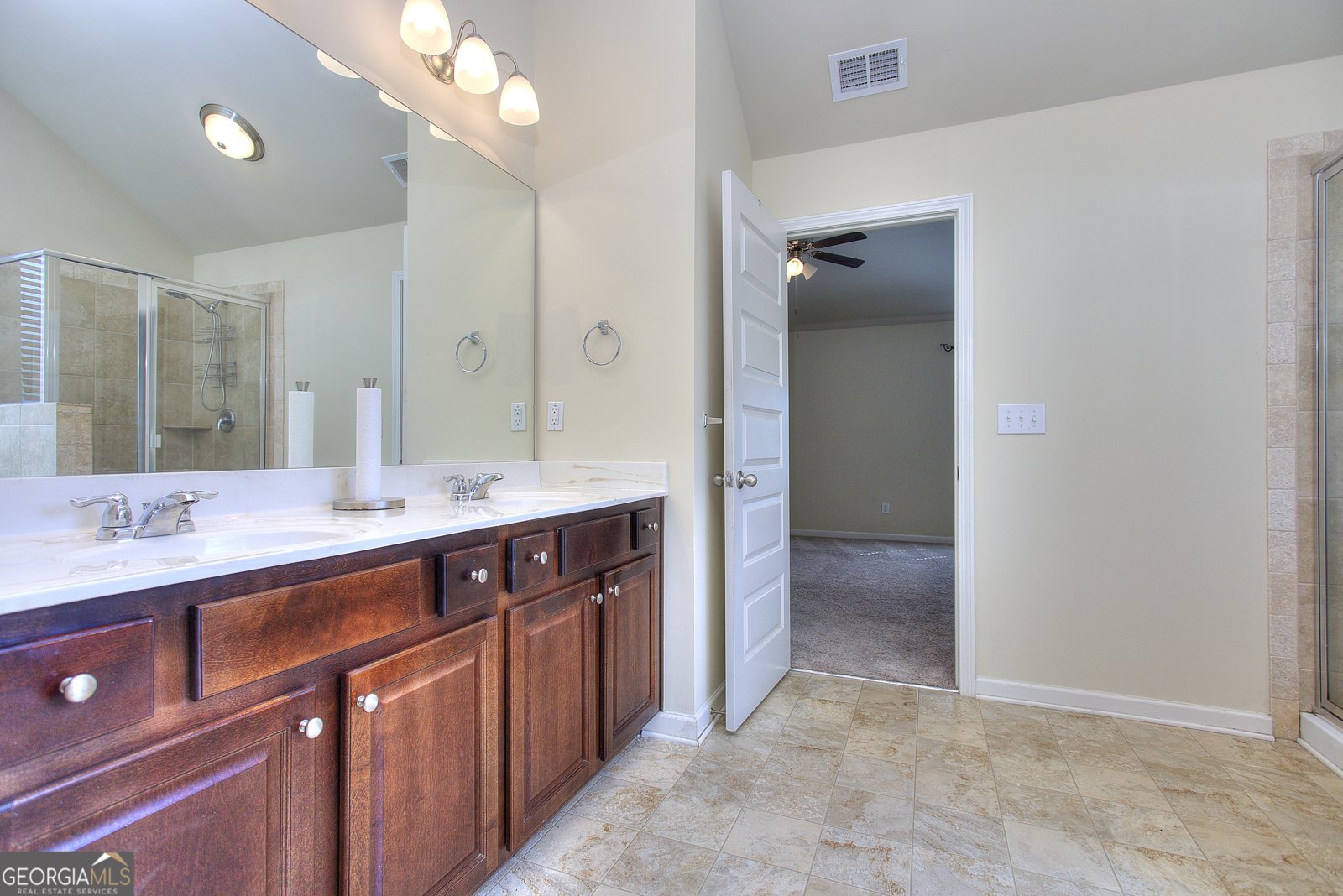 2817 Village Park Drive Ellenwood - 33