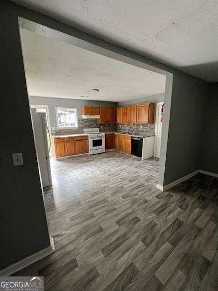 4402 Highland Road Decatur - 4