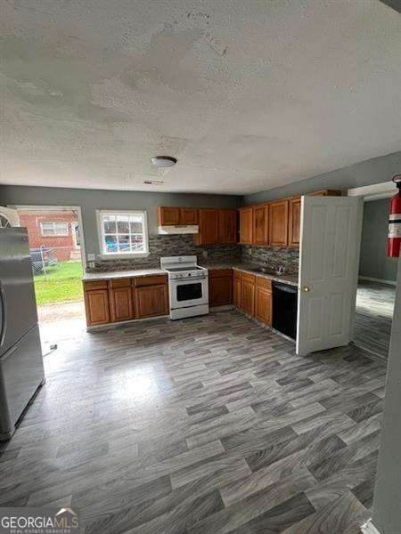 4402 Highland Road Decatur - 5