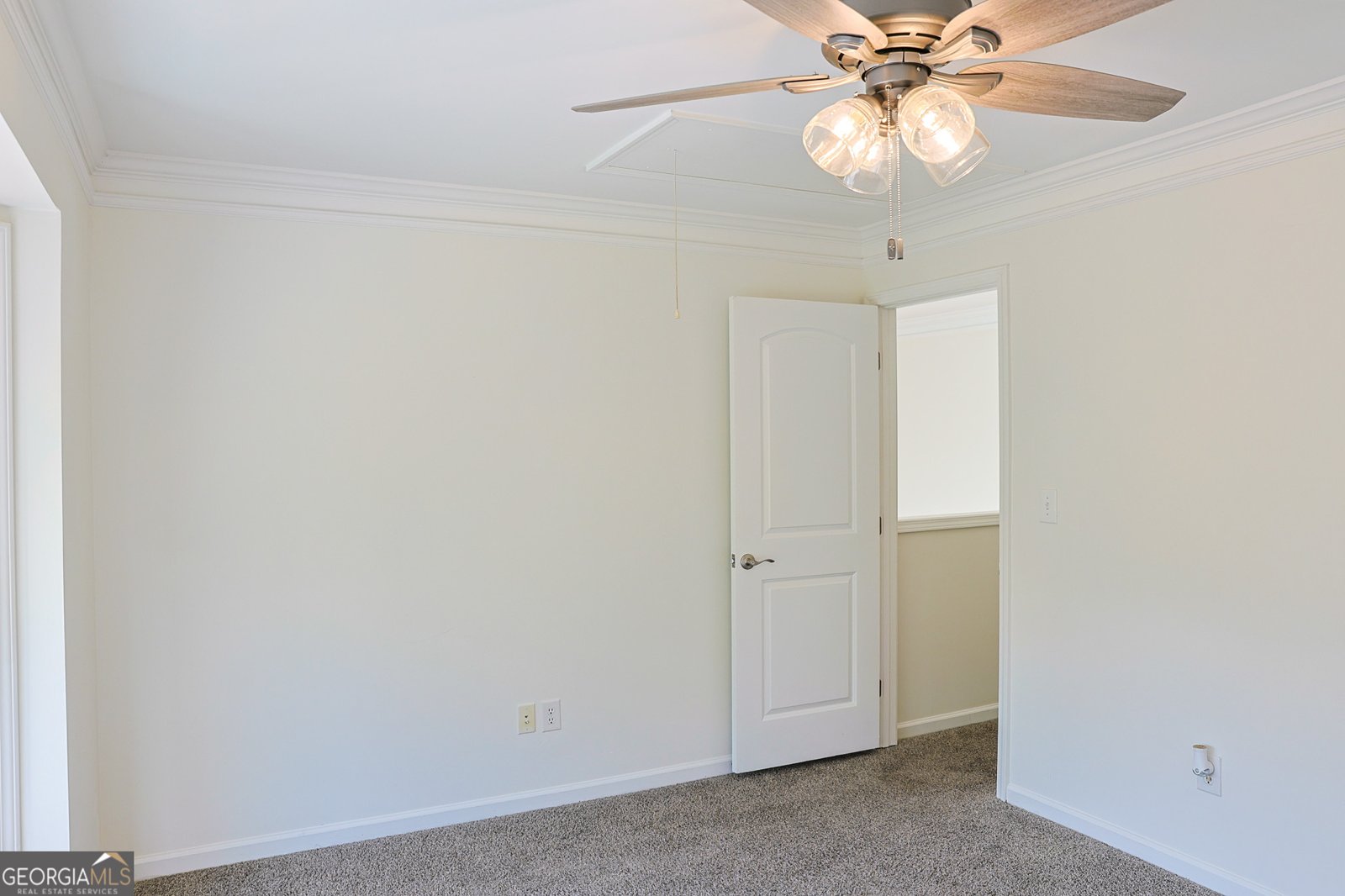 3761 Lake Point Boulevard Suwanee - 34