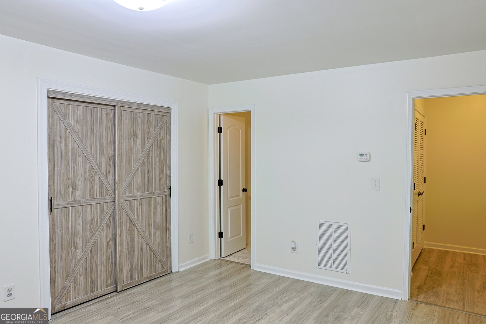 3761 Lake Point Boulevard Suwanee - 38