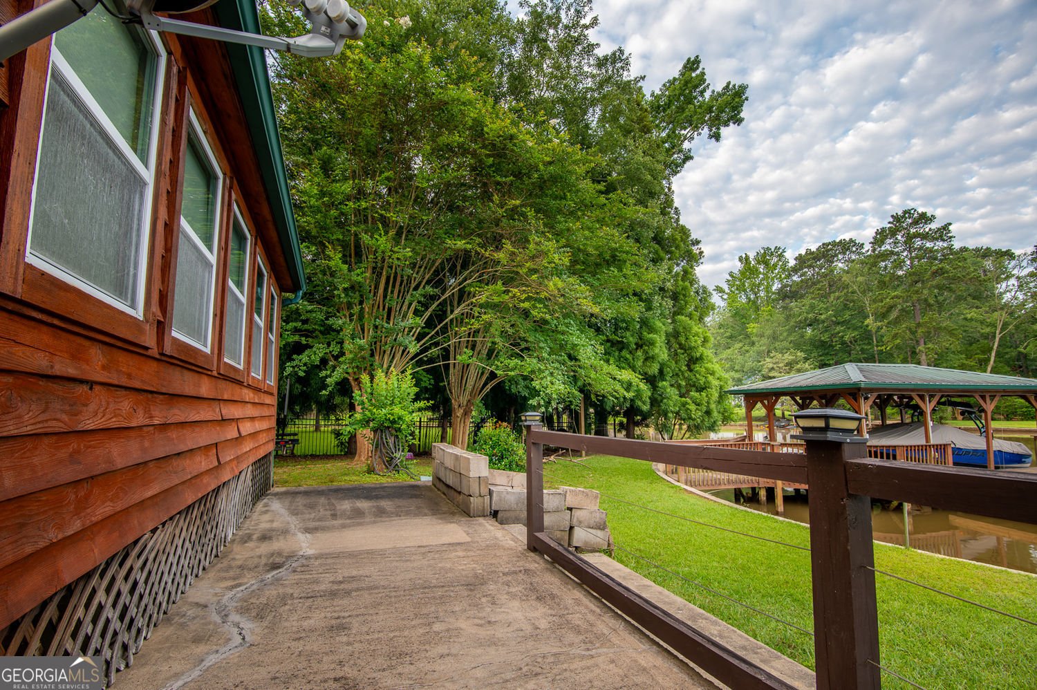275 Reeves Road Road Jackson - 33