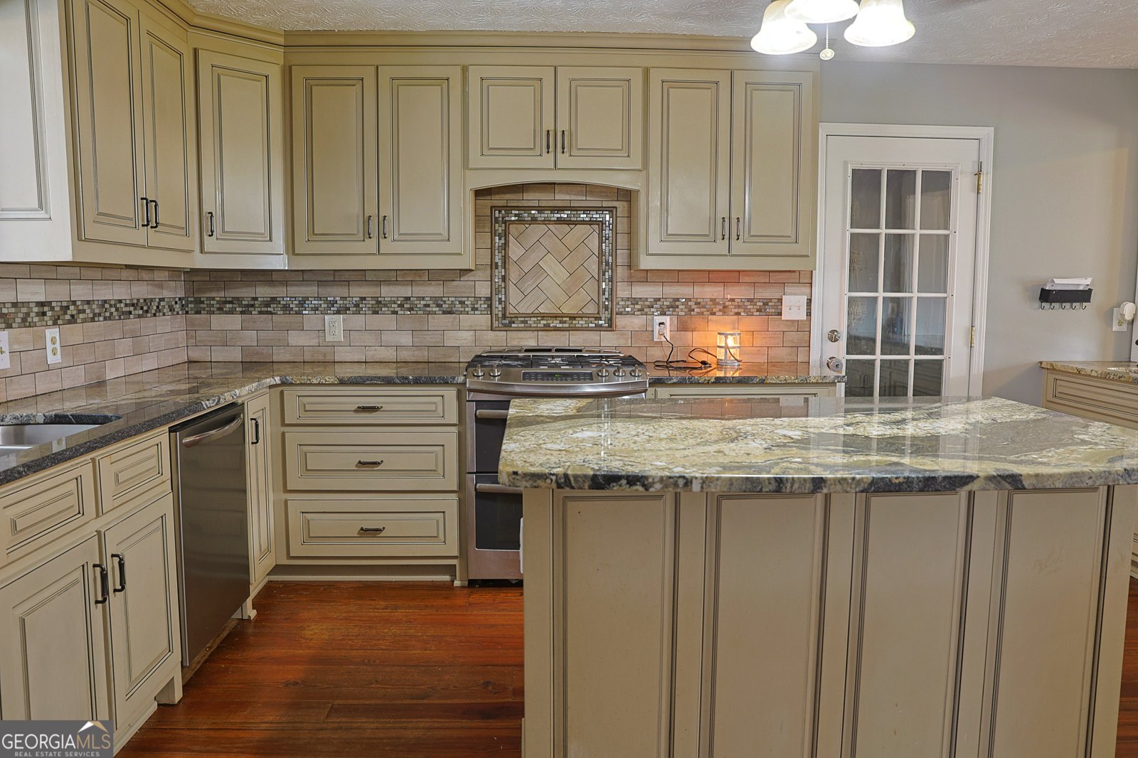75 Price Drive Locust Grove - 12