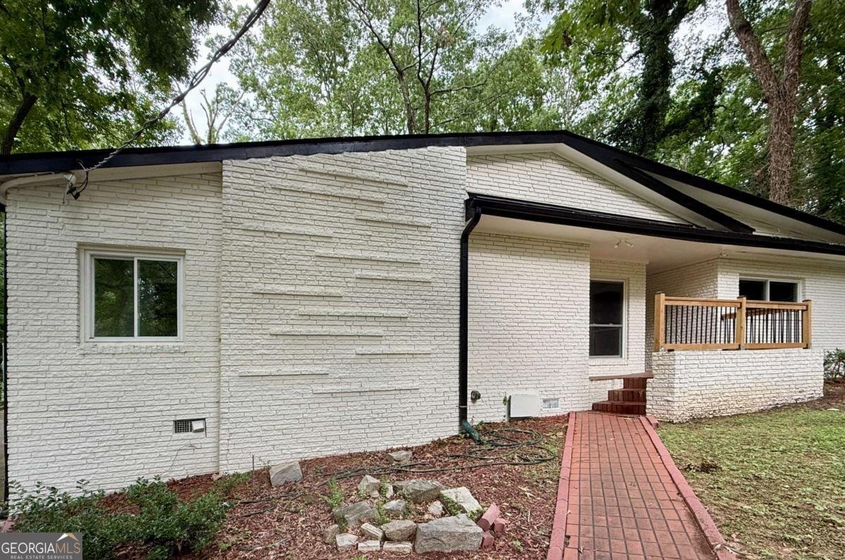 2544 Overlook Drive Atlanta - 2