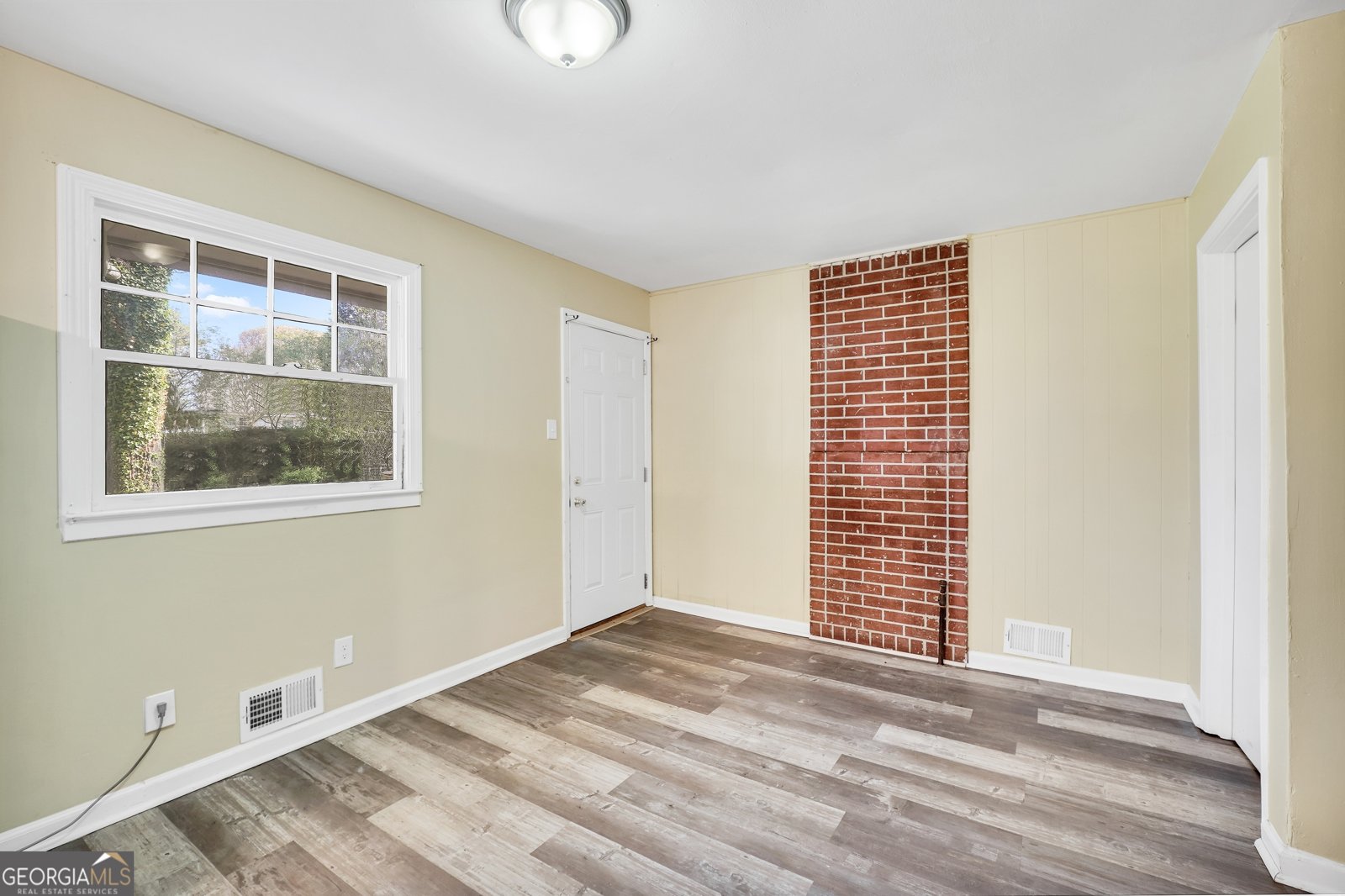 758 King Road Jonesboro - 4